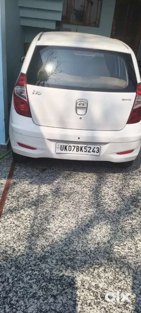 Hyundai I10 Sportz 2015