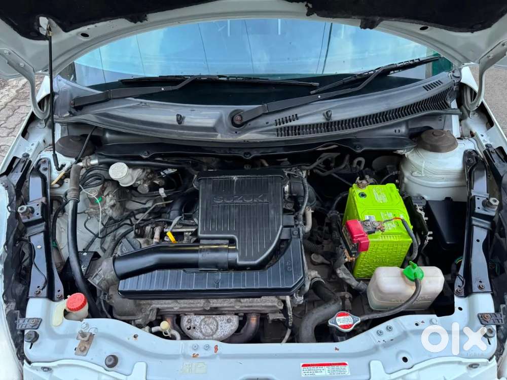 Maruti Suzuki Swift Vxi, 2012, Petrol