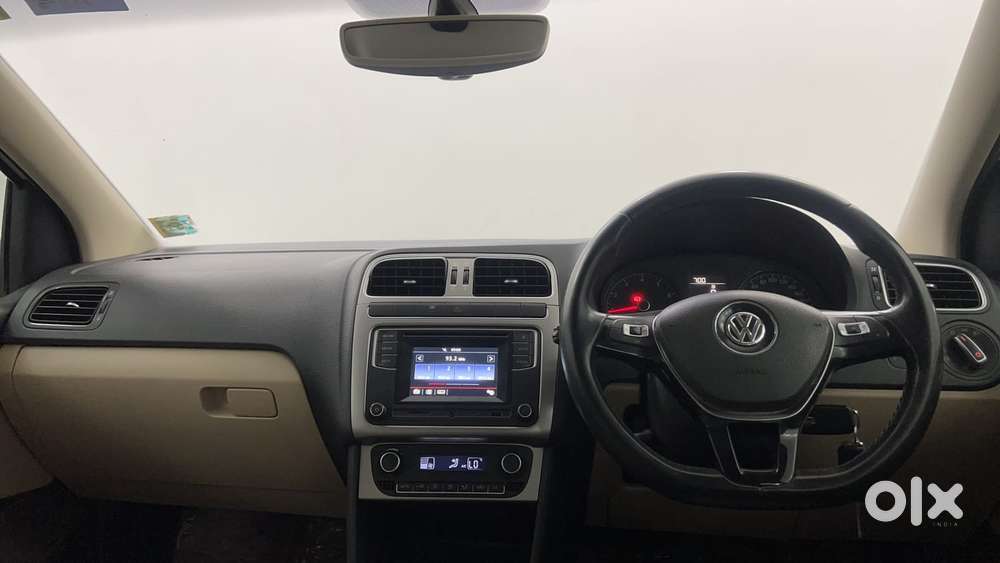 Volkswagen Polo 2009-2013 Petrol Highline 1.2l, 2016, Petrol