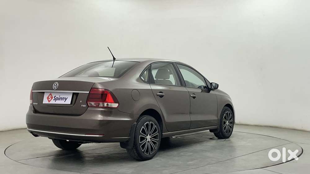 Volkswagen Vento 1.2 Tsi Highline At, 2016, Petrol