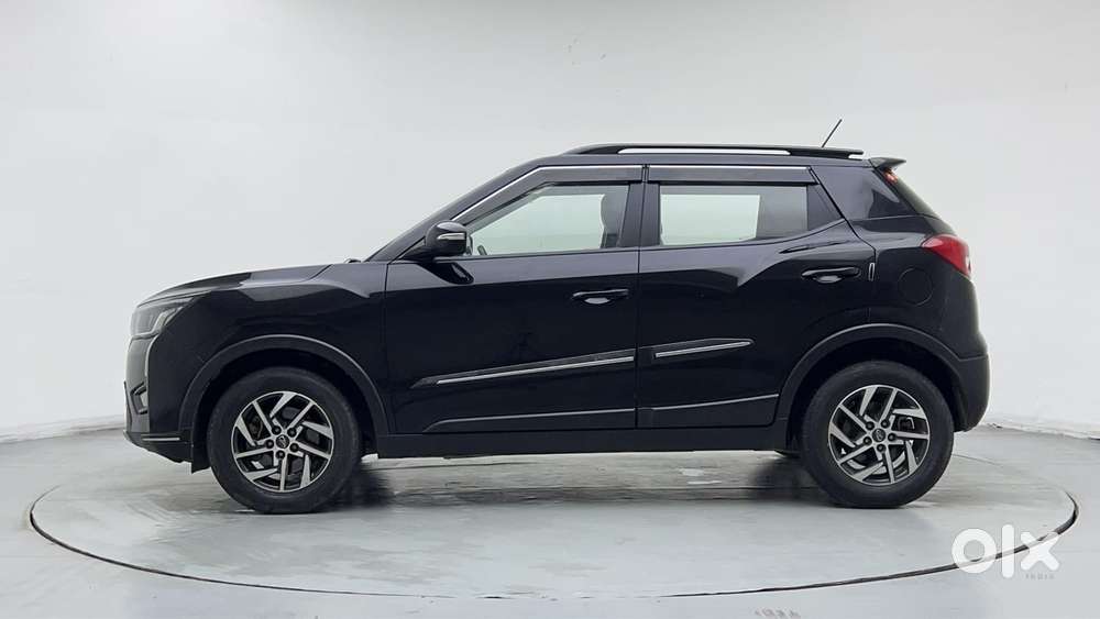 Mahindra Xuv300 W8 Option, 2022, Petrol