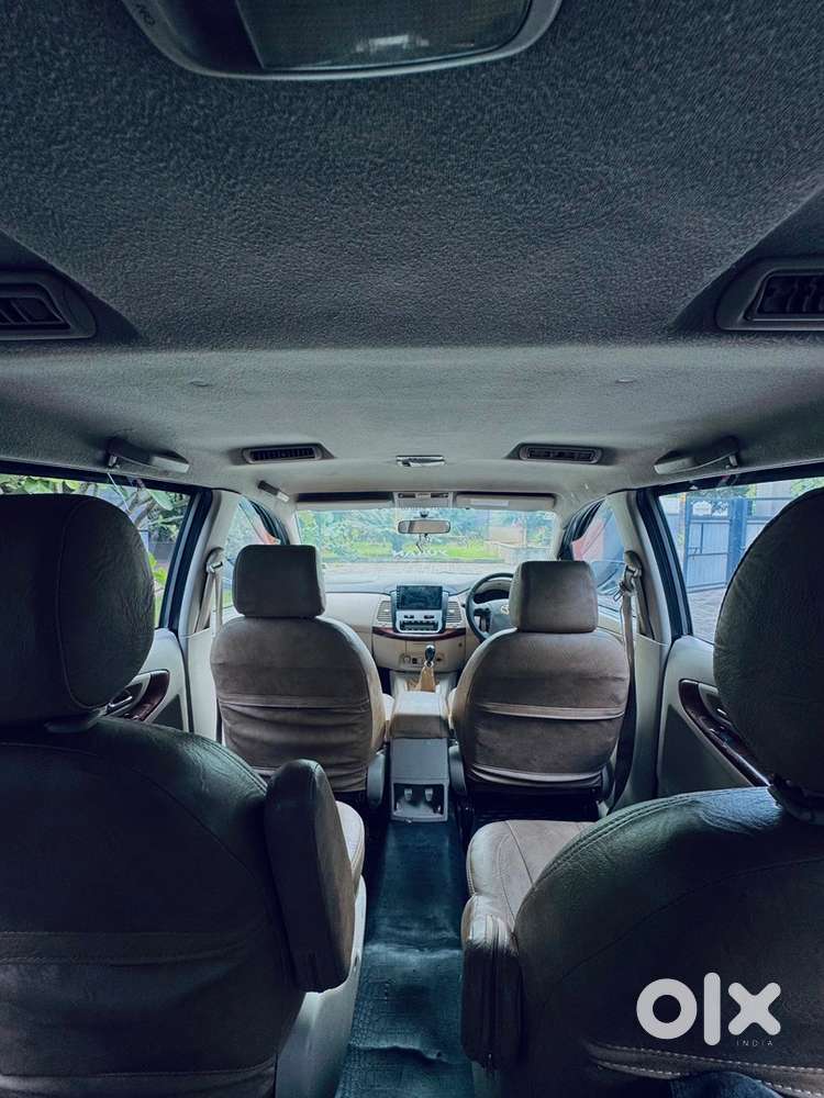 Toyota Innova Diesel 2012