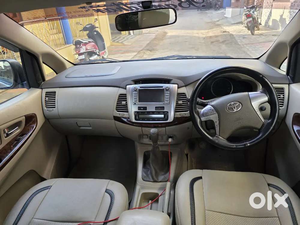 Toyota Innova 2015 Diesel Well Maintained