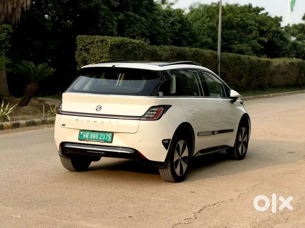 Mg Windsor Ev Essence, 2024, Electric