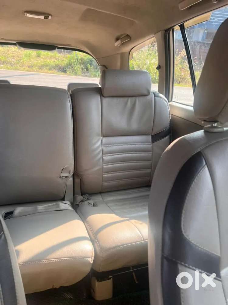 Toyota Innova Diesel 2012