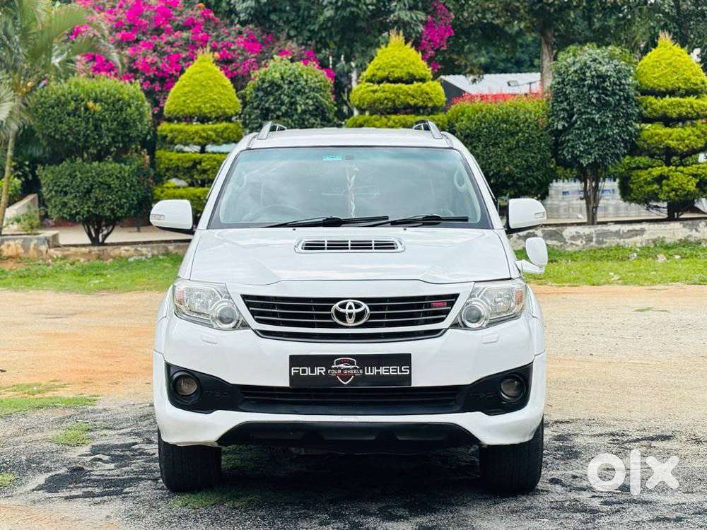 Toyota Fortuner 3.0 4x4 Manual, 2014, Diesel