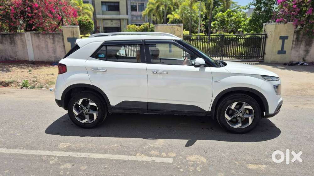 Hyundai Venue Sx Plus Turbo Dct, 2020, Petrol