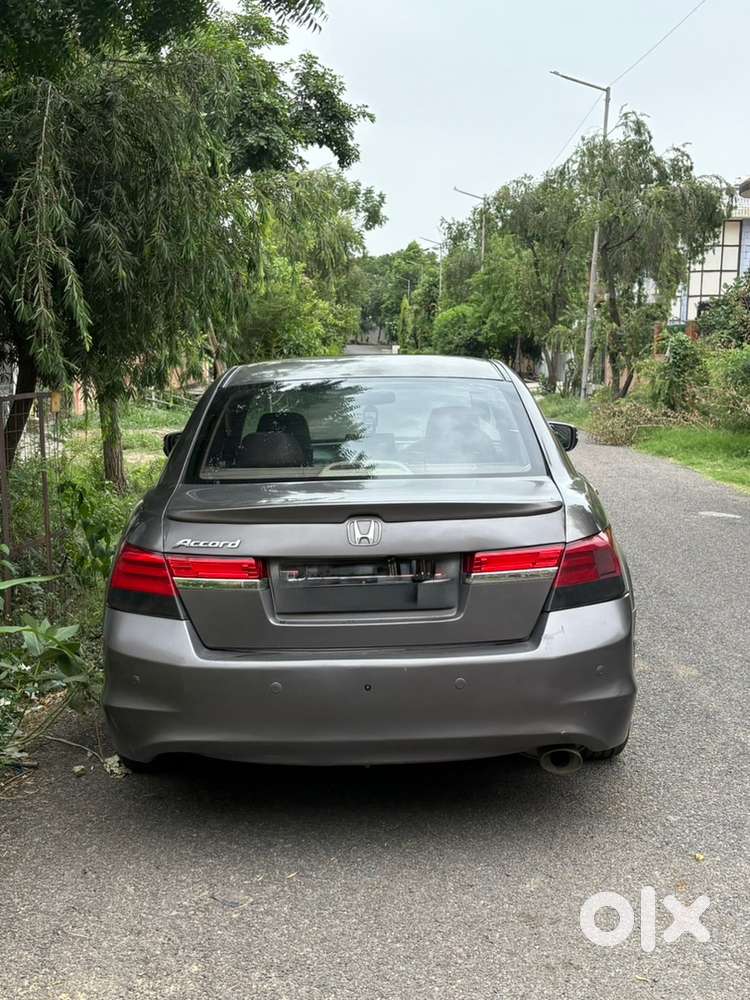 Honda Accord Petrol 2011