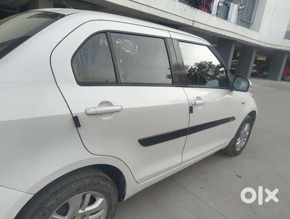 Maruti Suzuki Dzire 2015 Petrol Well Maintained