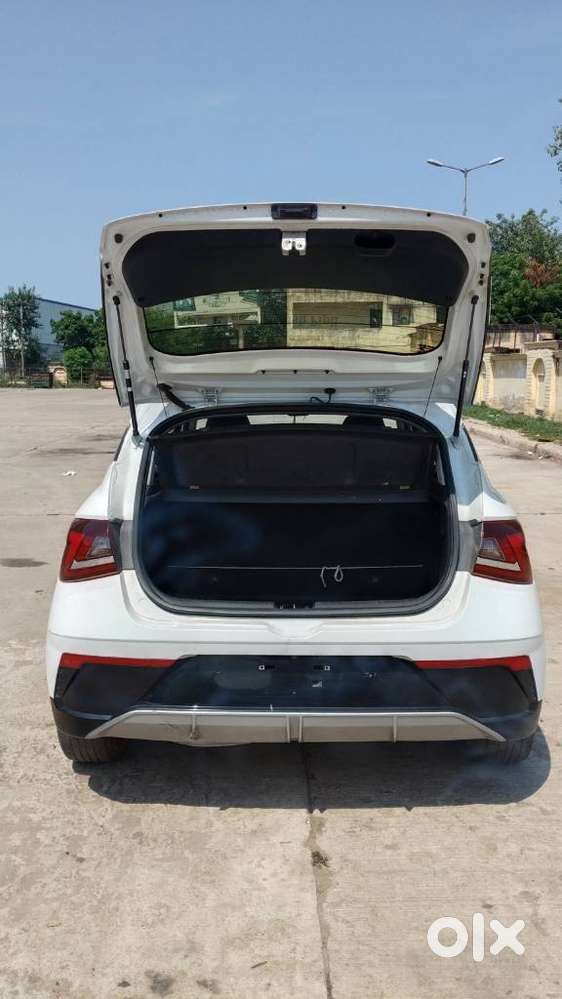Hyundai I20 Asta (o) 1.2 Mt, 2023, Petrol