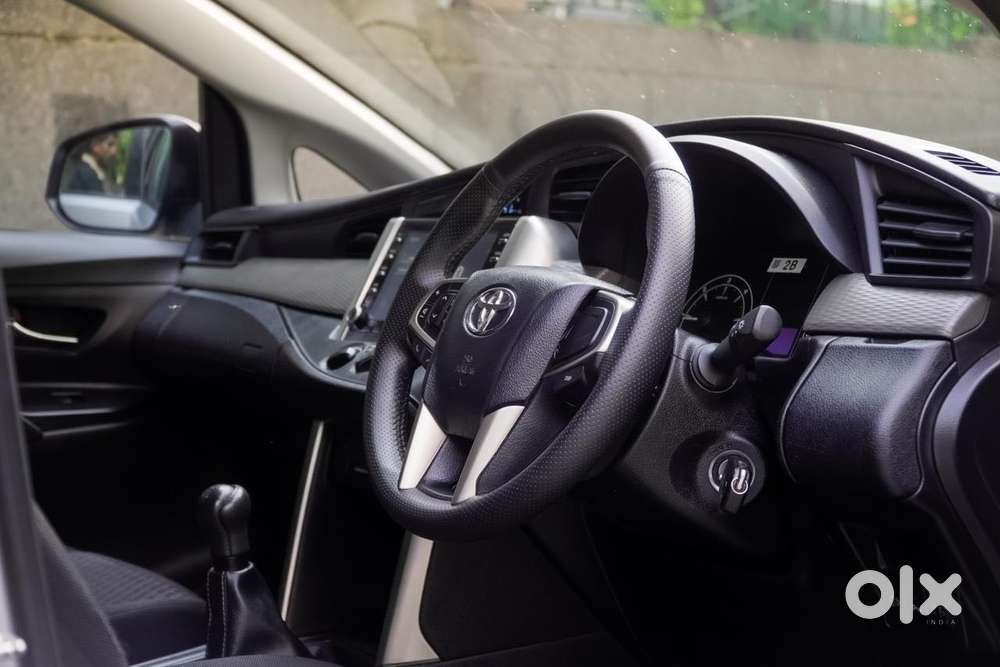 Toyota Innova Crysta [2020-ongoing] 2.4 Gx 7 Str, 2021, Diesel