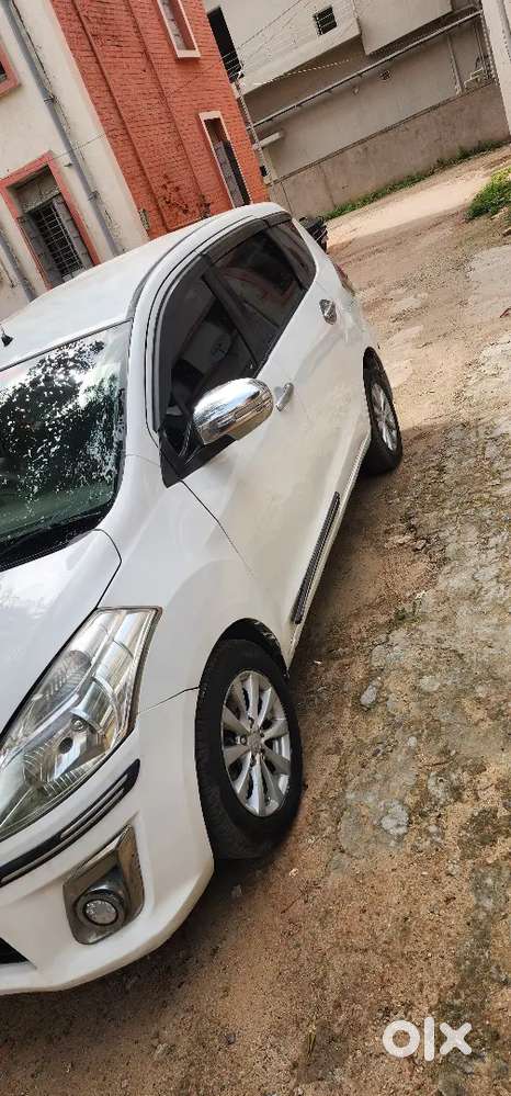 Maruti Suzuki Ertiga 2014 Top Modal