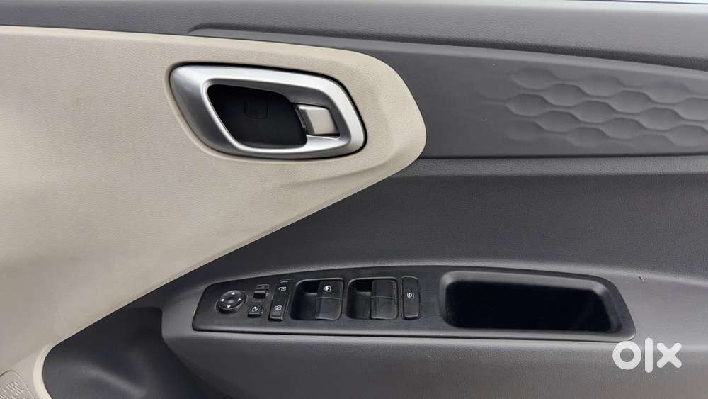 Hyundai Aura Sx Plus Automatic, 2020, Petrol