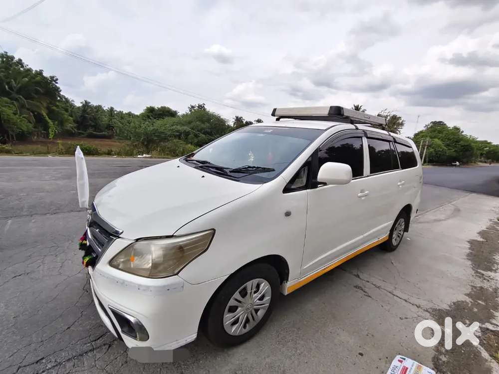 Toyota Innova 2.5 2016 T Board
