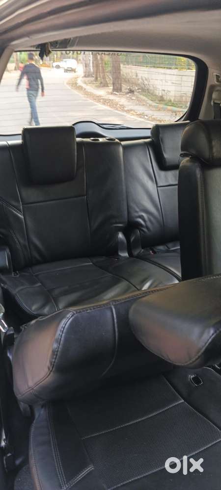 Toyota Innova Crysta 2.4 G Mt, 2017, Diesel