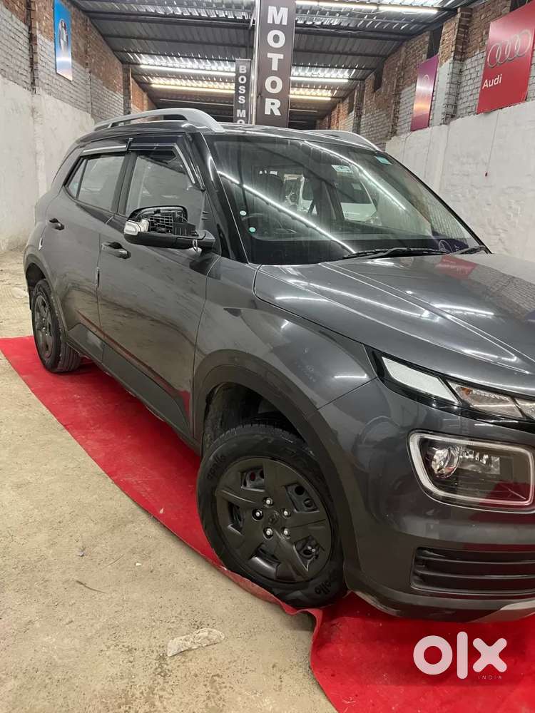 Hyundai Venue 1.2 S (o), 2025, Petrol