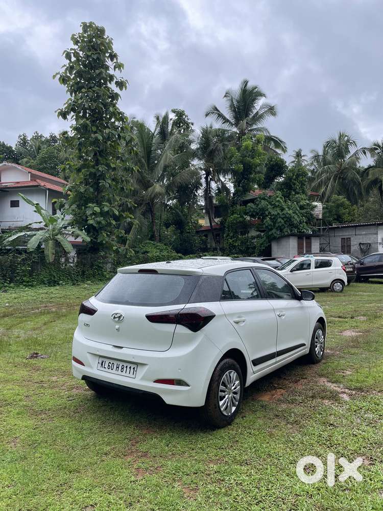 Hyundai I20 Sportz 1.2 Bs-iv, 2015, Petrol