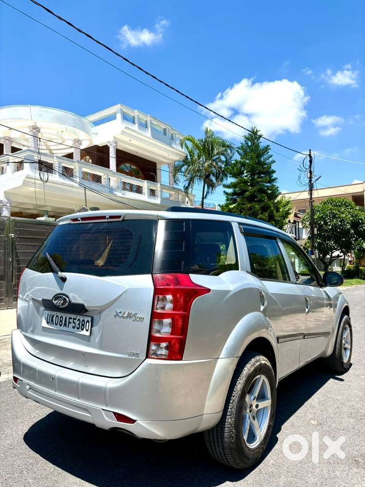 Mahindra Xuv500 Model 2014 Driven 92000 Km