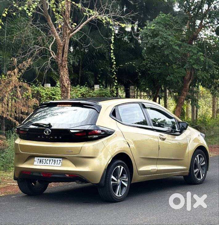 Tata Altroz, 2022, Petrol