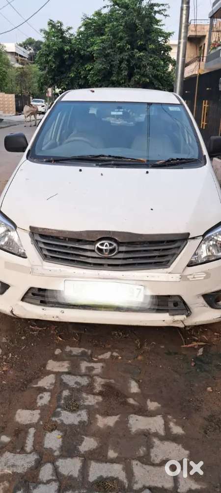 Toyota Innova 2.5 Diesel 2012