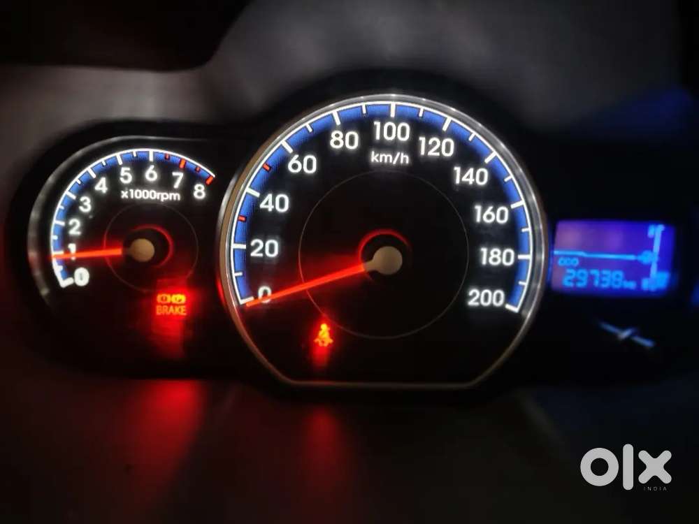 Selling The Hyundai Car I10 Make 2013.  Registration No. Wb 74aa 2313.