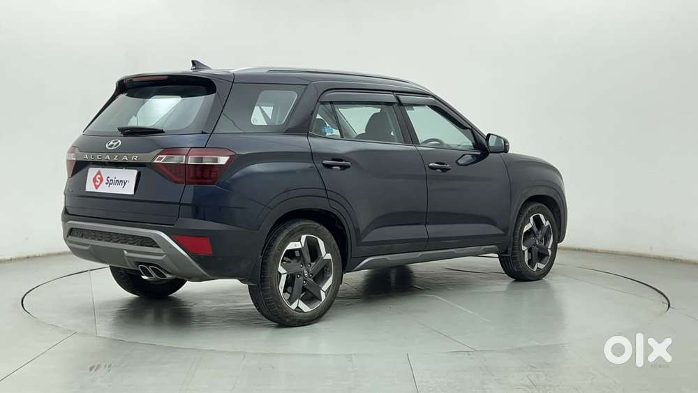 Hyundai Alcazar Platinum 7 Str 1.5 Turbo Petrol Adventure, 2023, Pet..