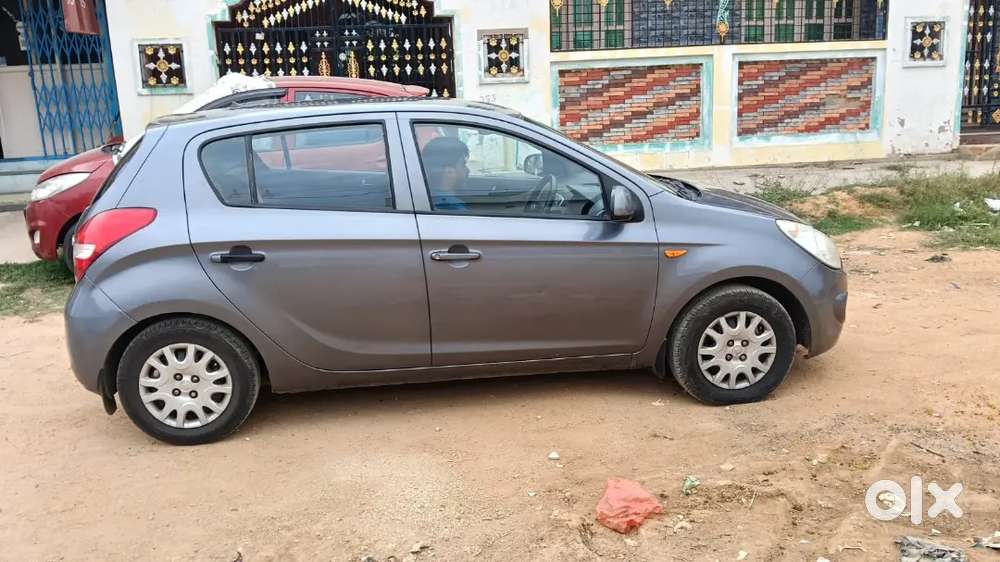 Hyundai I20 2010 Model Petrol+cng