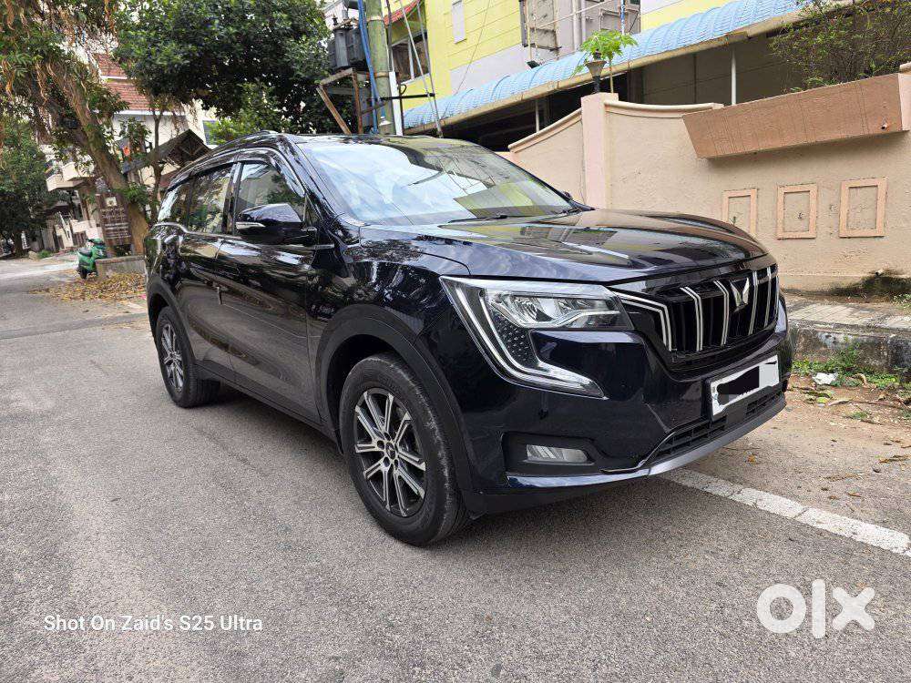 Mahindra Xuv700 2.0 Ax 7 Petrol Mt Str, 2025, Petrol