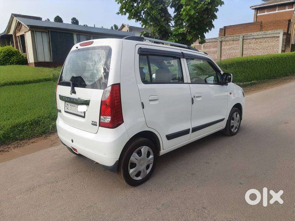 Maruti Suzuki Wagon R 1.0 Vxi Amt, 2016, Petrol