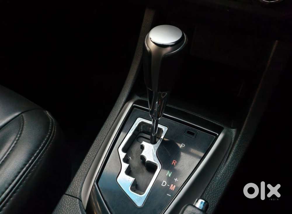 Toyota Corolla Altis 2013-2017 Vl At, 2016, Petrol