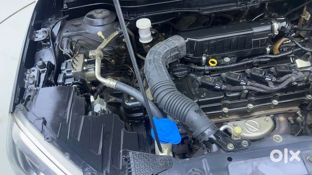 Maruti Suzuki Vitara Brezza 1.5 Vxi At, 2021, Petrol