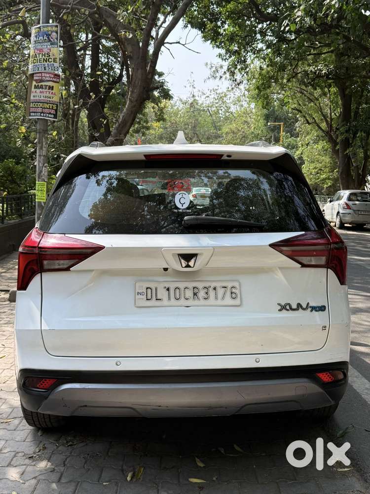 Mahindra Xuv700 2.2 Ax 5 Diesel At 7 Str, 2022, Diesel