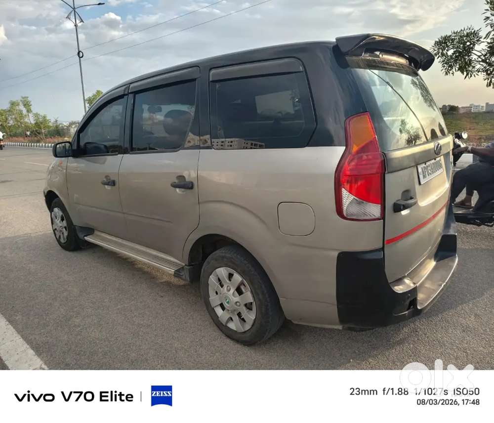 Mahindra Xylo D2 2010 Diesel  Ap 03 Aq 0006