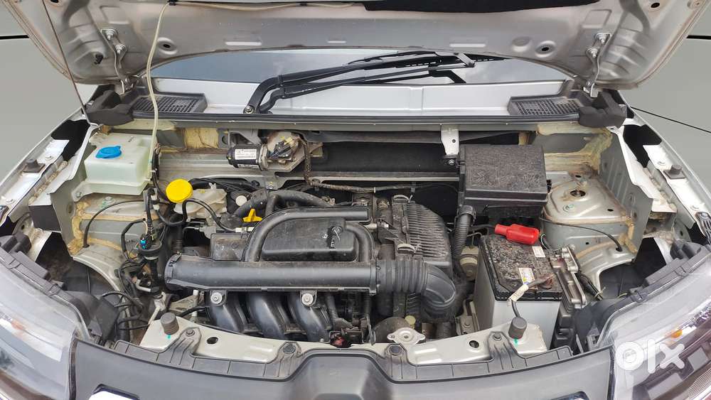 Renault Kwid 1.0 Rxt Amt, 2022, Petrol
