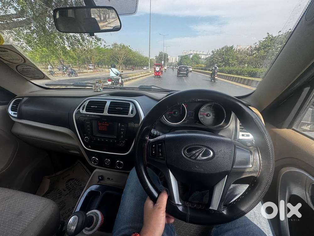 Mahindra Tuv 300 2020 Diesel Well Maintained