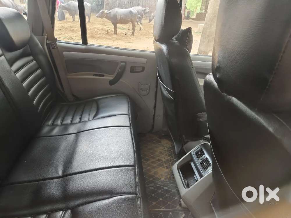 Mahindra Scorpio Diesel Novmber 2016 Manual 100200 Km