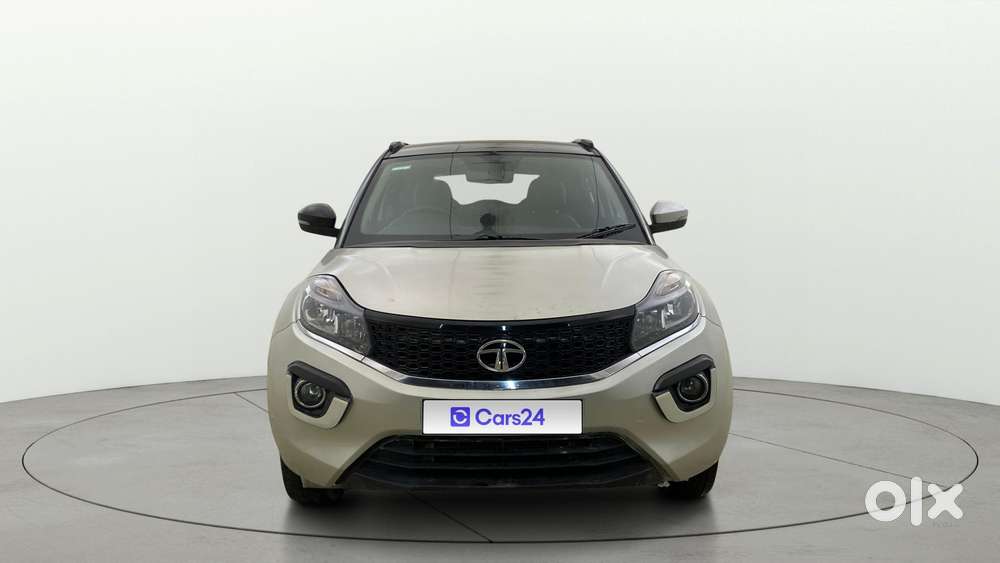 Tata Nexon 1.2 Revotron Xt, 2018, Petrol