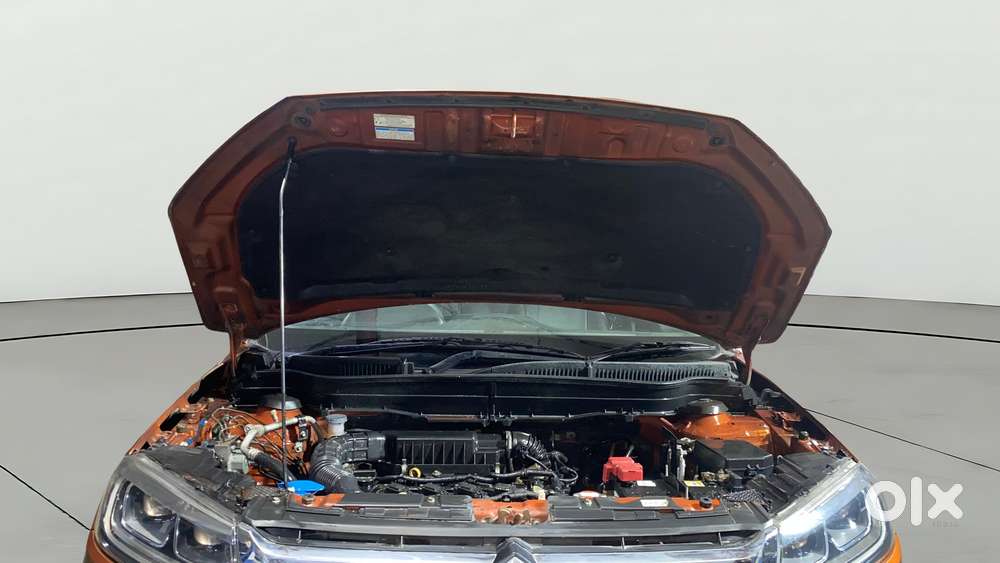 Maruti Suzuki Vitara Brezza 1.5 Vxi At, 2020, Petrol