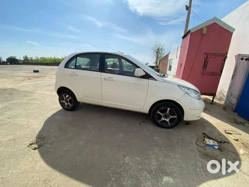 Tata Indica Vista 2012 Model With Alloy And Touch Screen Bass Tube