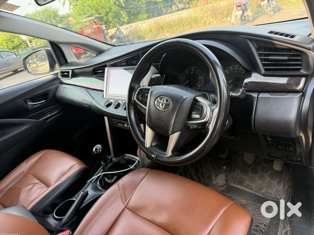 Toyota Innova Crysta 2.4 G Mt 8s, 2019, Diesel