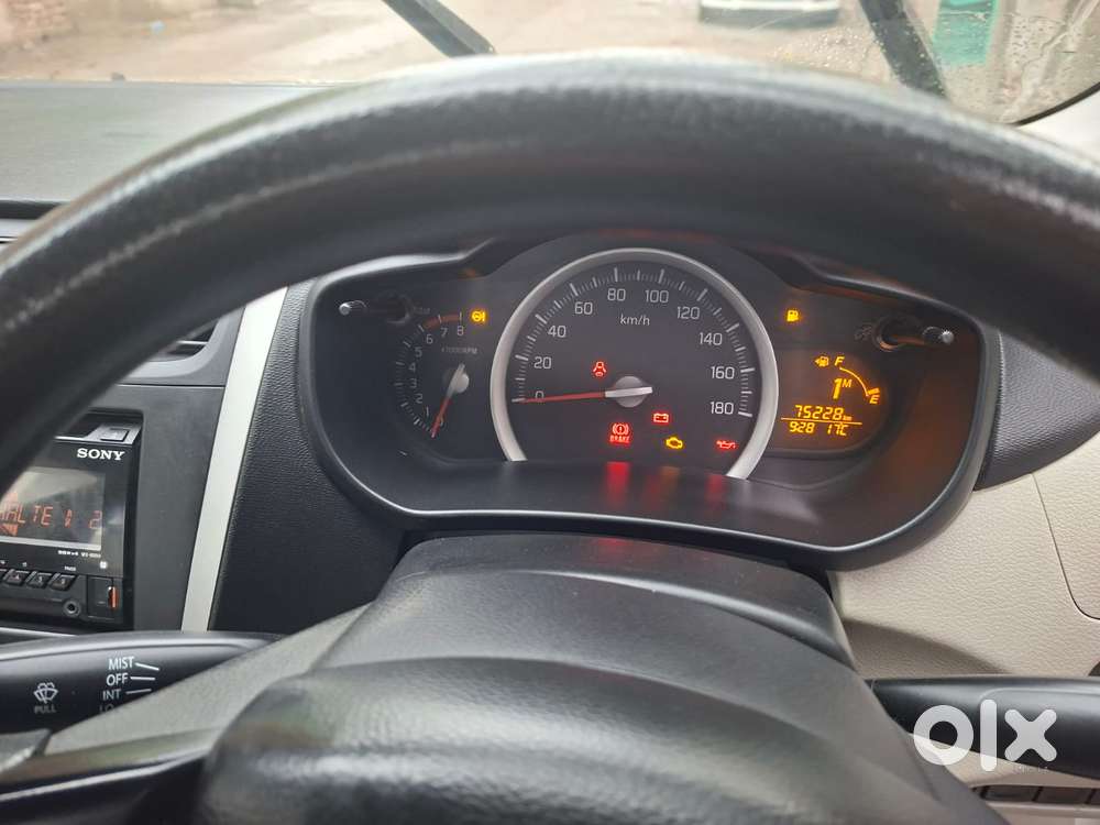 Maruti Suzuki Celerio 1.0 Vxi Amt, 2015, Petrol