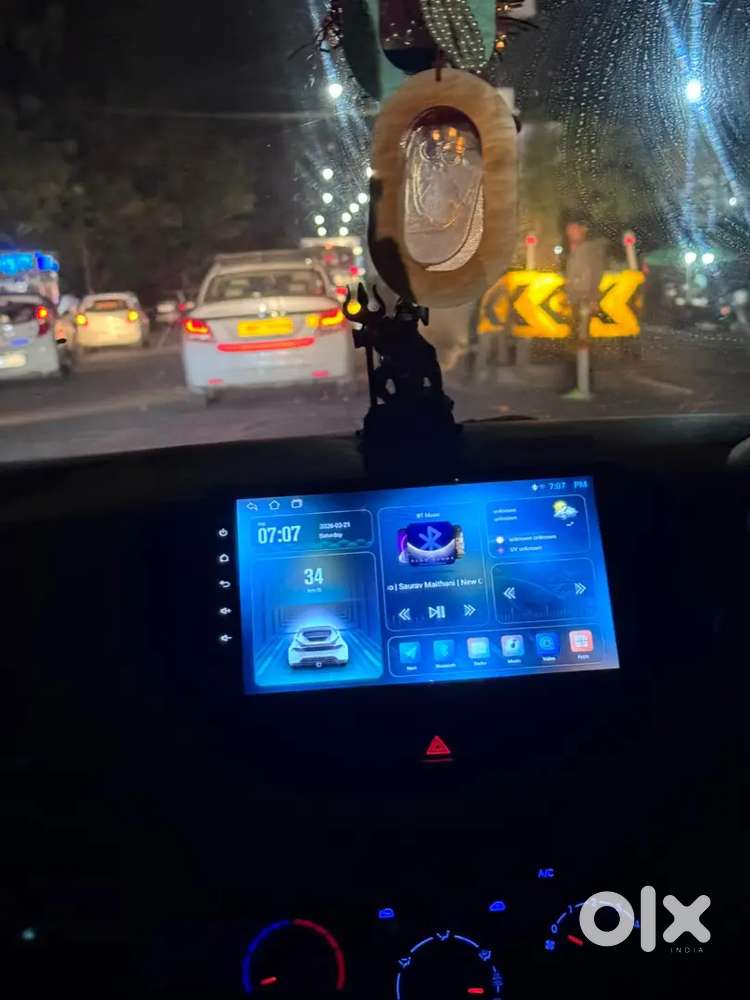 Hyundai I10 2011 With Display And Back Camera Paper Valid 2030