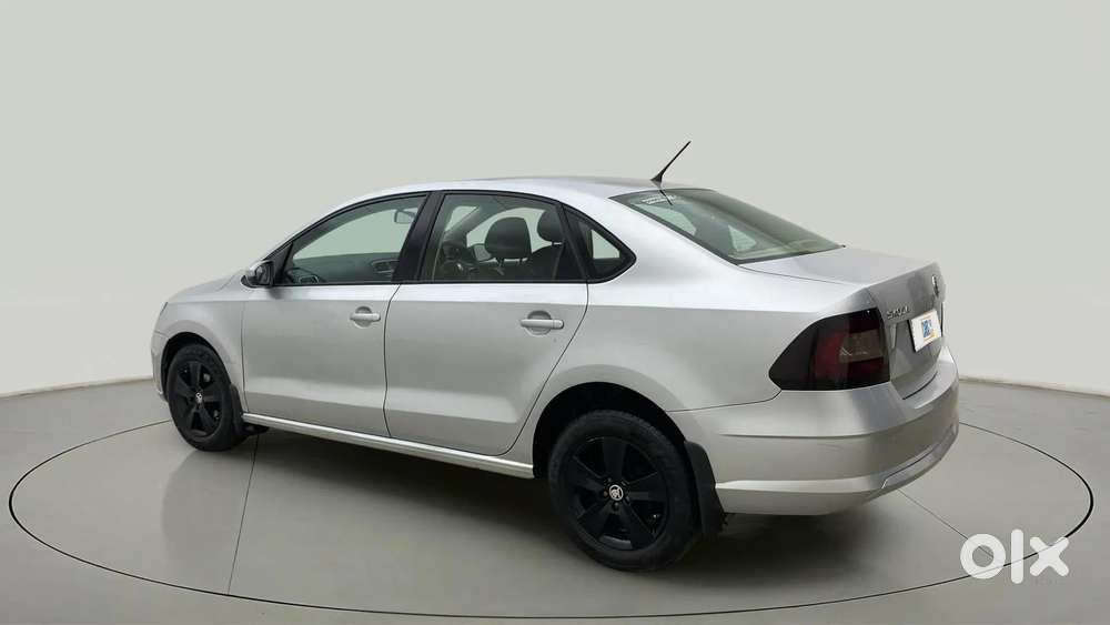 Skoda Rapid 1.0 Ambition Tsi At, 2021, Petrol
