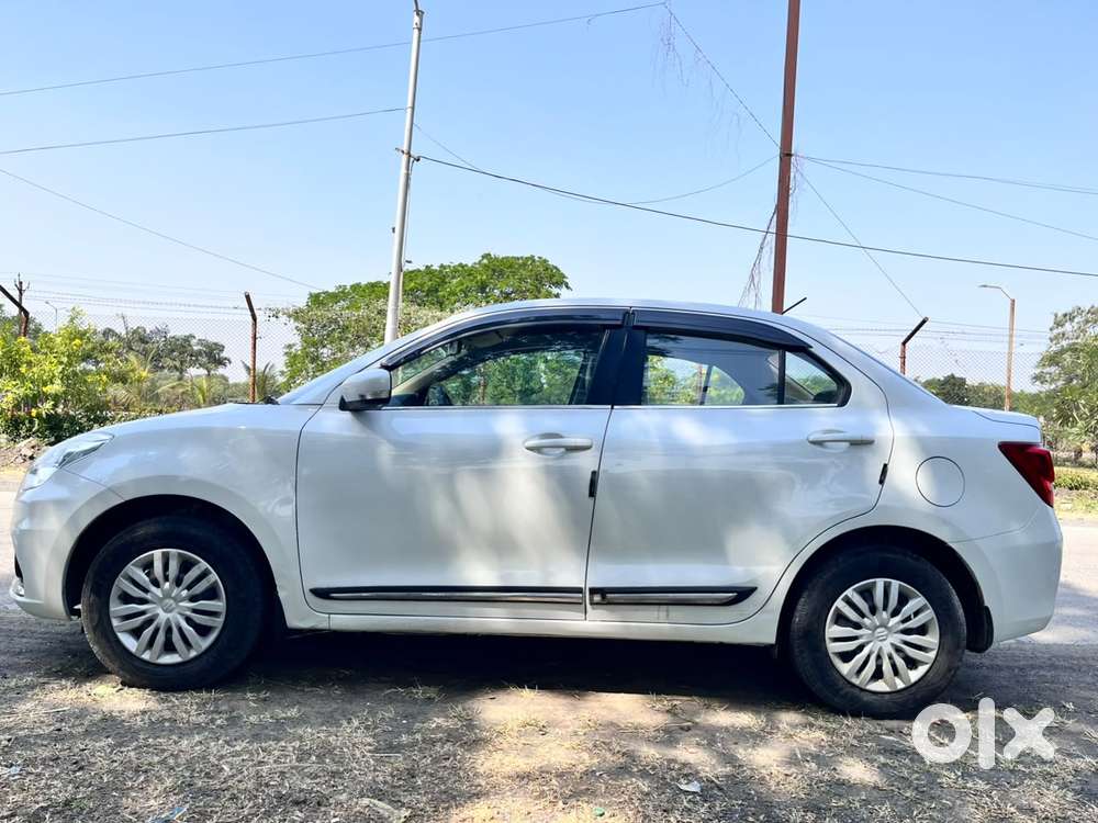 Maruti Suzuki Swift Dzire 1.3 Vxi, 2022, Cng & Hybrids