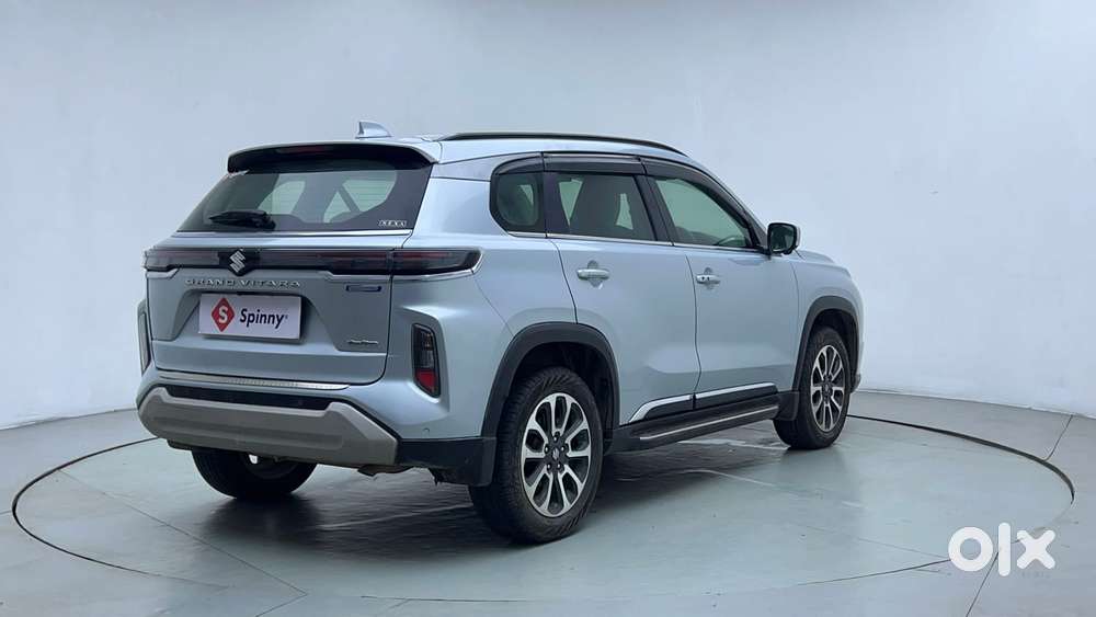 Maruti Suzuki Grand Vitara 1.5 Alpha Smart Hybrid Allgrip, 2022, Pet..