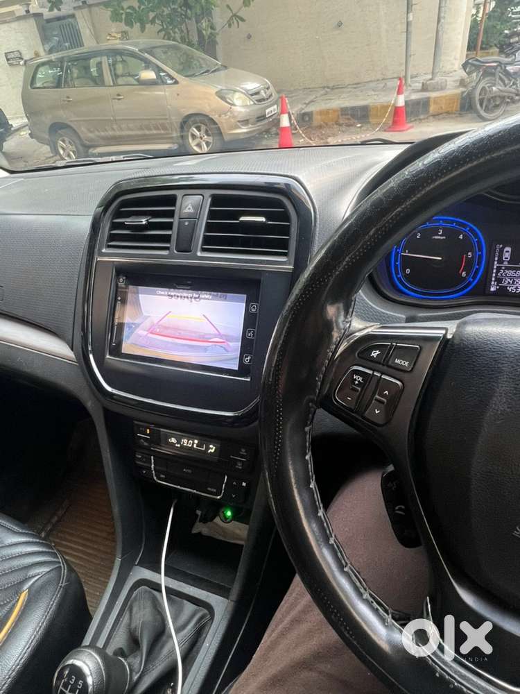 2017 Maruti Brezza Diesel Zdi Plus With Showroom History
