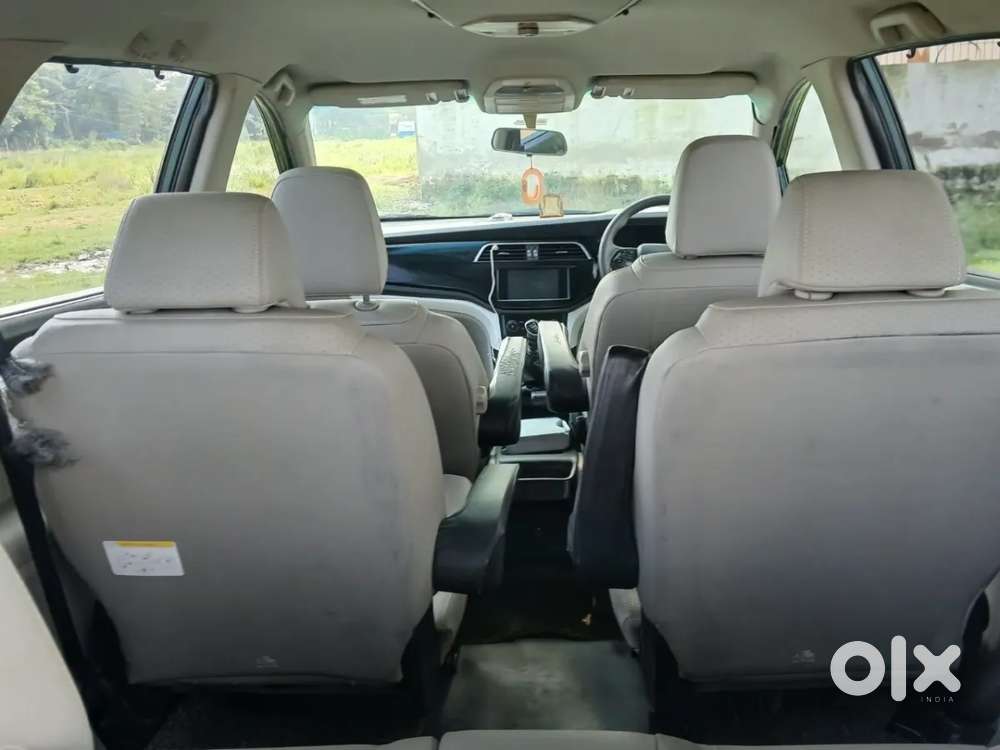 Mahindra Marazzo M8, 2018, Diesel