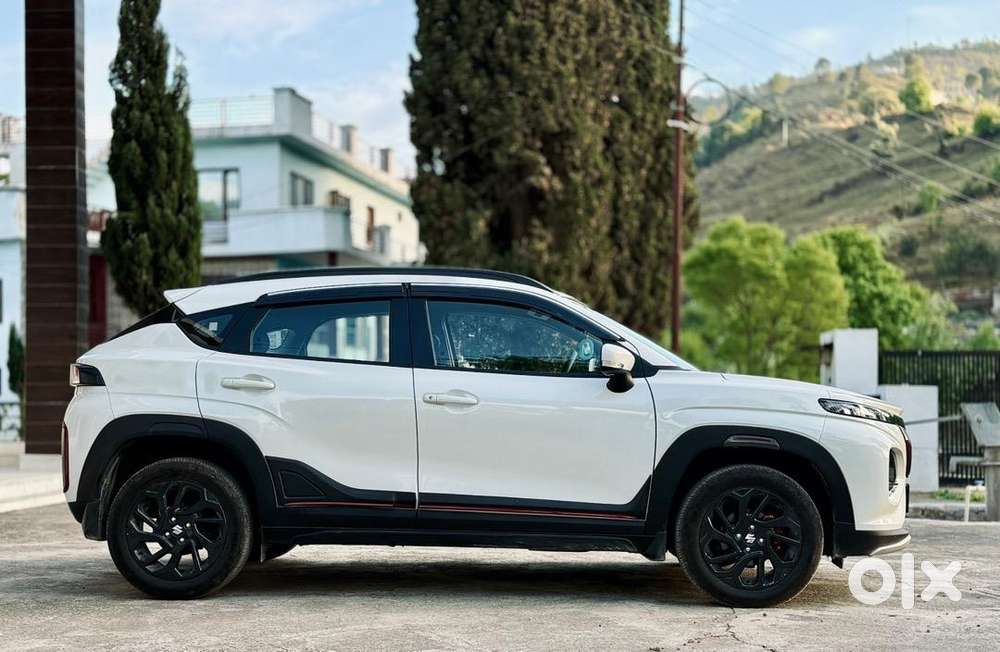 Maruti Suzuki Fronx 2025 ( 10,300 Km Driven)