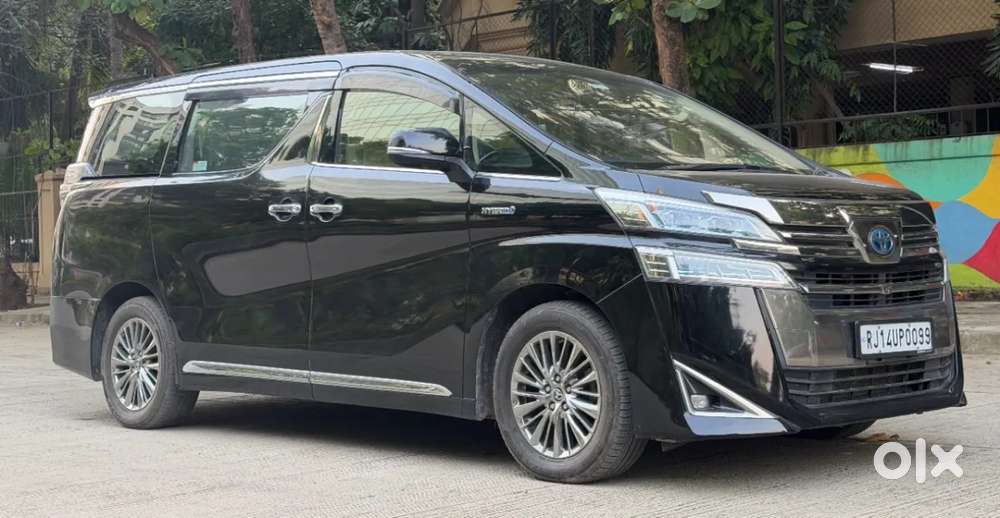 Toyota Vellfire, 2022, Petrol