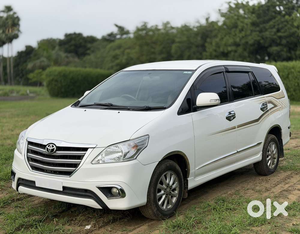 Toyota Innova 2.5 Zx 7 Str Bs-iv, 2014, Diesel